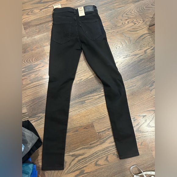 NWT Levi’s 721 High-Rise Skinny Hypersoft Jeans Pants - Picture 7 of 7